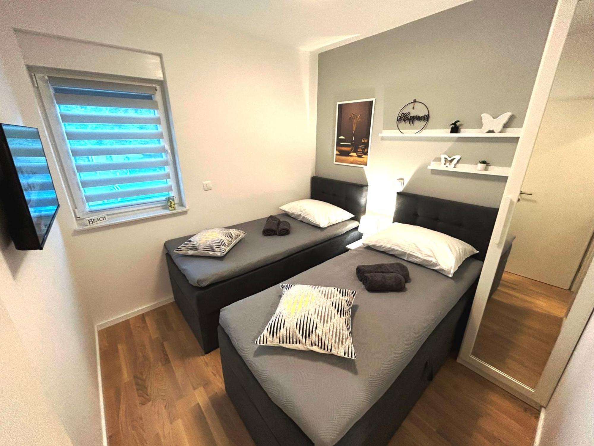 Town 2 Apartment Trogir
