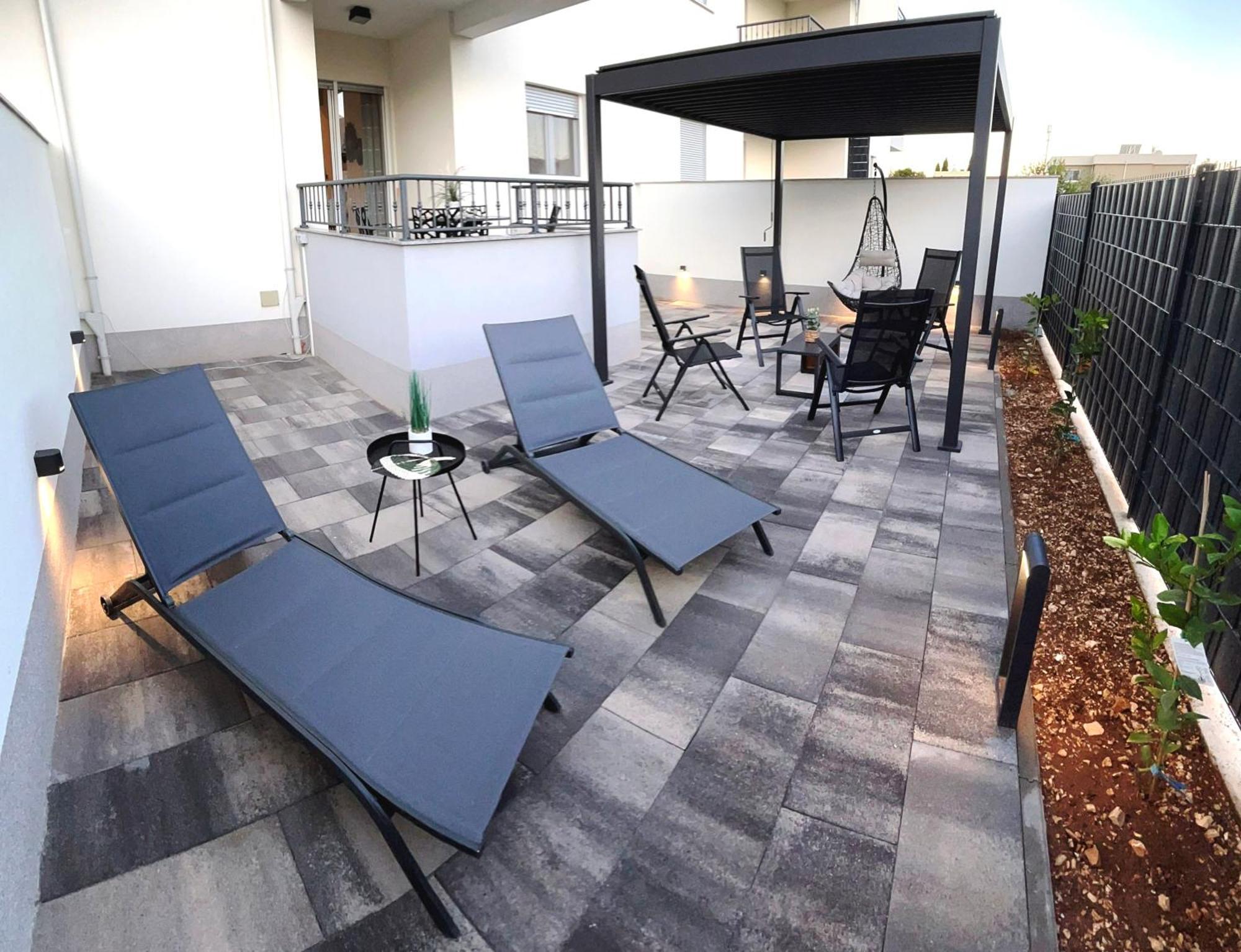 Town 2 Apartment